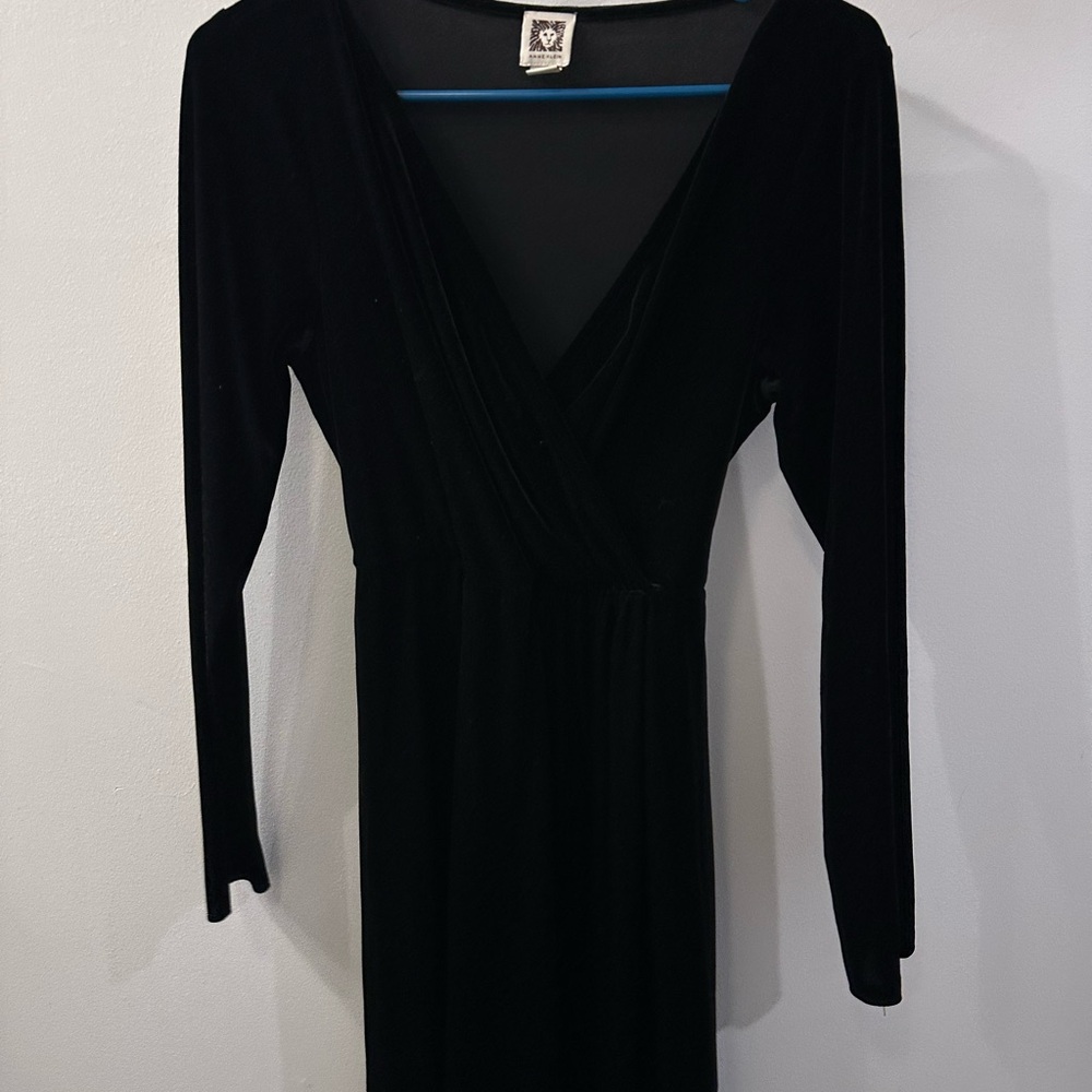 Anne Klein Long Sleeve Black Dress